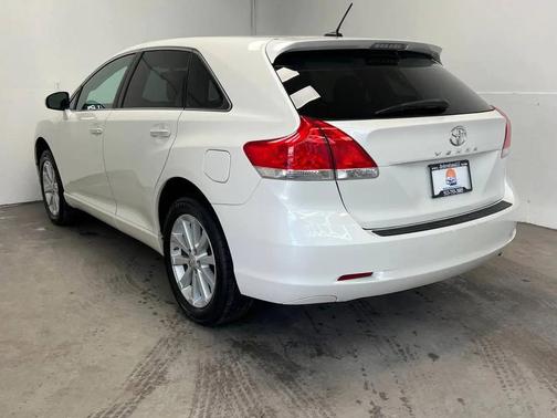 2010 Toyota Venza Base