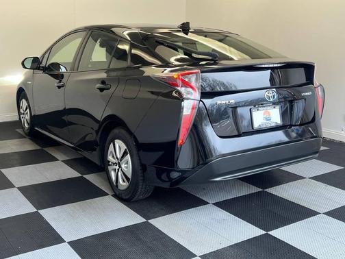 2017 Toyota Prius Three