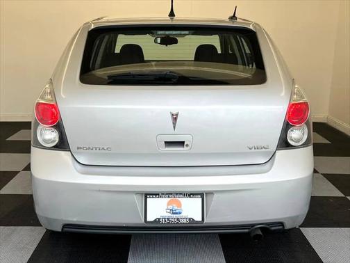 2009 Pontiac Vibe Base