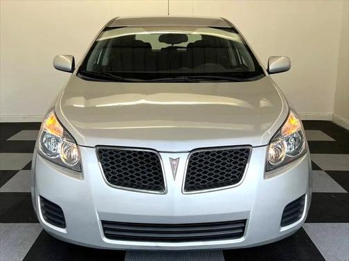 2009 Pontiac Vibe Base