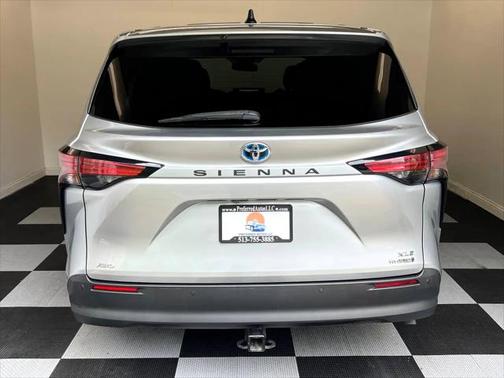 2021 Toyota Sienna XLE 7 Passenger