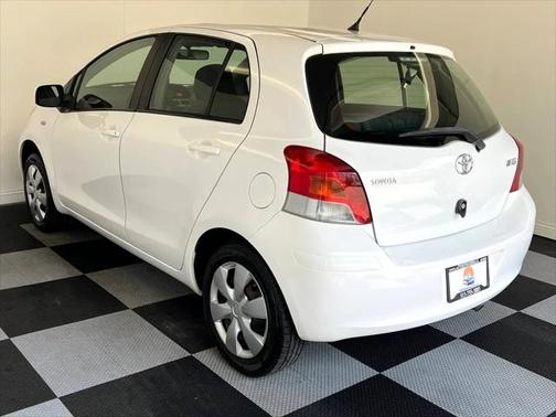 2011 Toyota Yaris Base