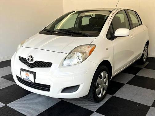 2011 Toyota Yaris Base