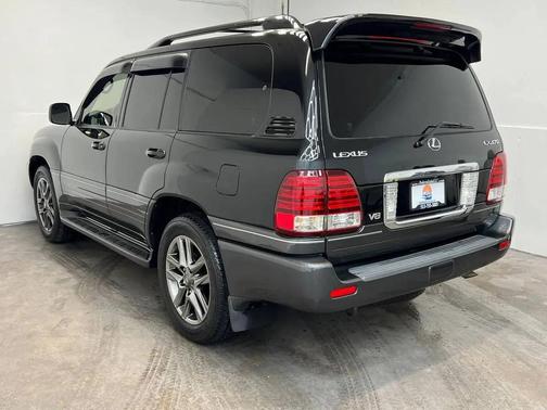 2005 Lexus LX 470 Base