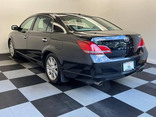 2010 Toyota Avalon Limited