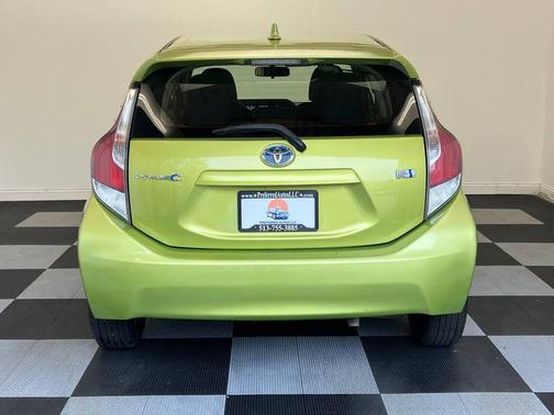 2015 Toyota Prius c Two