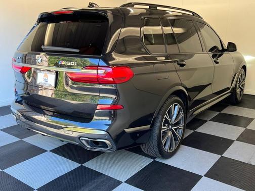 2020 BMW X7 M50i
