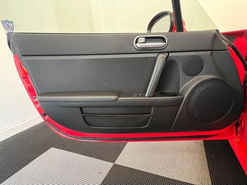 2014 Mazda MX-5 Miata Sport