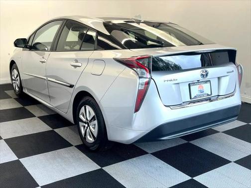 2016 Toyota Prius Four