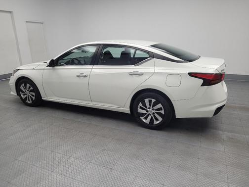2022 Nissan Altima S FWD