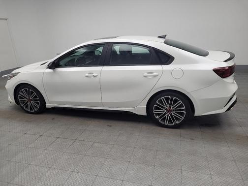 Snow White Pearl 2022 Kia Forte GT