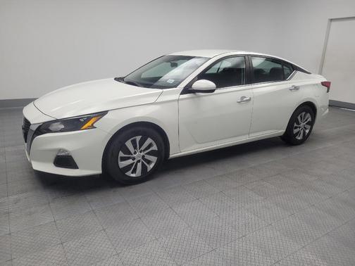 2022 Nissan Altima S FWD
