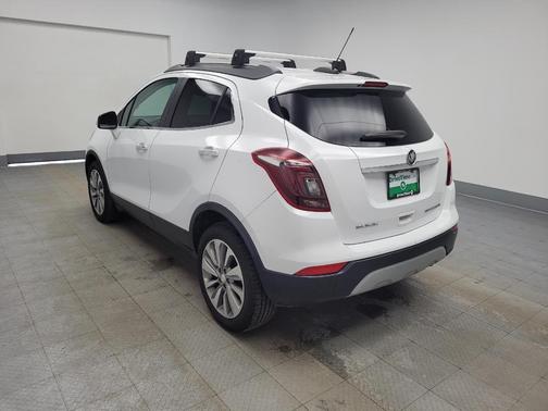 Summit White 2018 Buick Encore Preferred