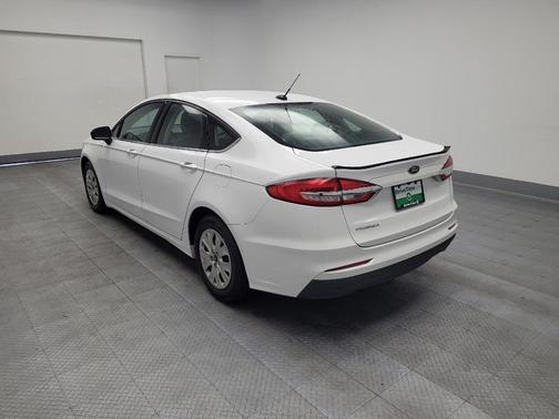 2019 Ford Fusion S