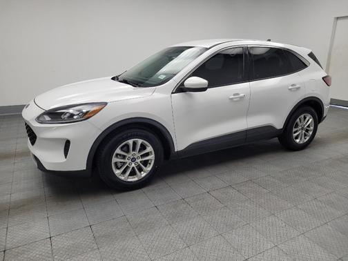 White 2021 Ford Escape SE