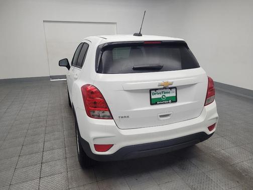 Summit White 2020 Chevrolet Trax LS