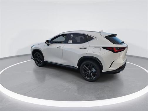 2026 Lexus NX 450h+ Luxury