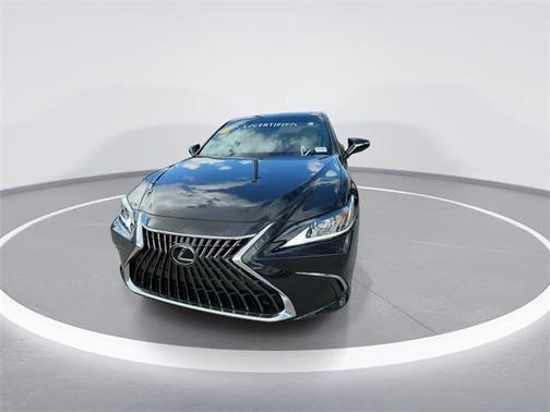 2025 Lexus ES 300h Base