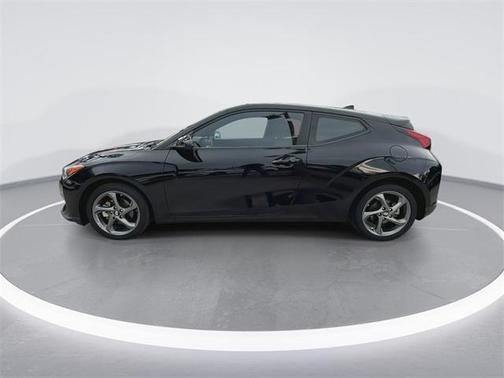 2020 Hyundai Veloster 2