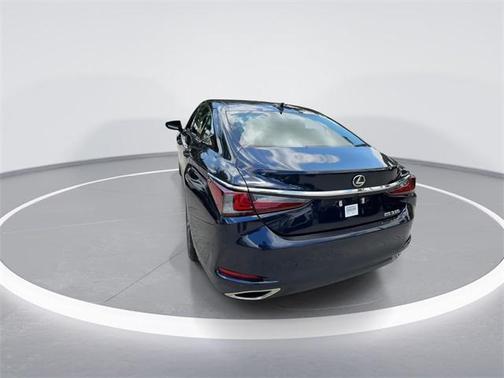 2023 Lexus ES 350 Base