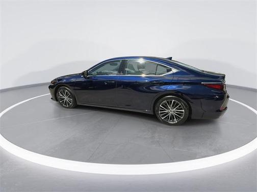2022 Lexus ES 350 Base