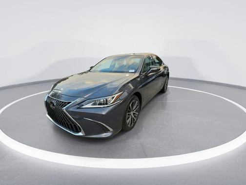2023 Lexus ES 250 Base