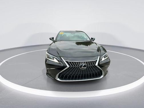 2023 Lexus ES 350 Base