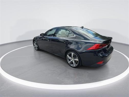 2018 Lexus IS 300 Base