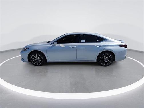 2025 Lexus ES 300h Base