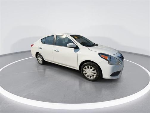 2019 Nissan Versa 1.6 SV