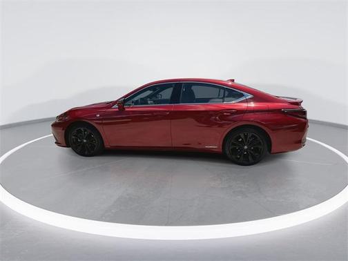 2022 Lexus ES 300h F SPORT
