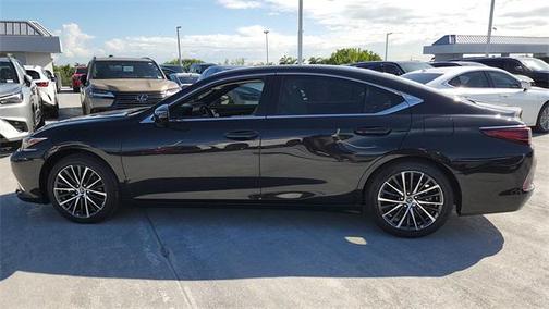 2025 Lexus ES 350 Base