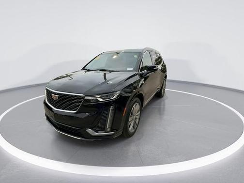 2025 Cadillac XT6 Premium Luxury FWD
