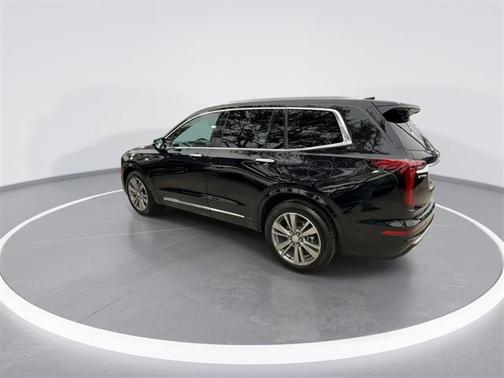 2025 Cadillac XT6 Premium Luxury FWD
