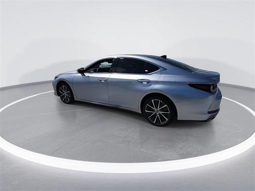 2025 Lexus ES 350 Base