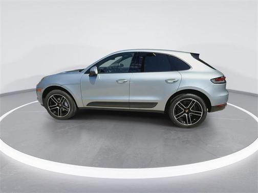 2021 Porsche Macan Base