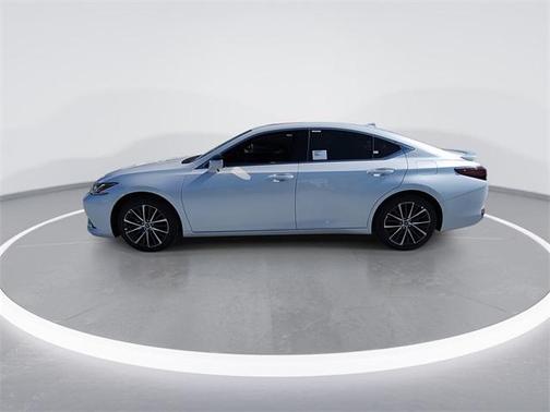 2025 Lexus ES 300h Base