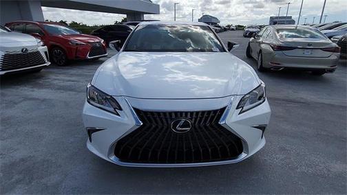 2025 Lexus ES 350 Base