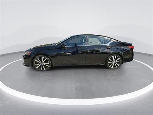 2020 Nissan Altima SR FWD