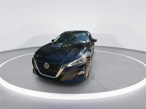 2020 Nissan Altima SR FWD