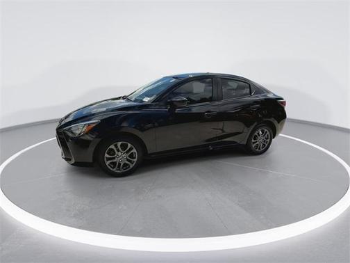 2019 Toyota Yaris Sedan LE