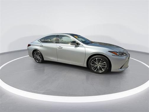 2023 Lexus ES 350 Base