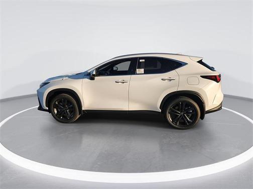 2026 Lexus NX 450h+ Luxury