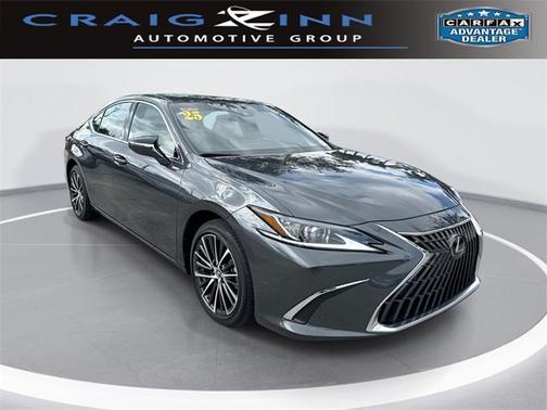 2025 Lexus ES 300h Base