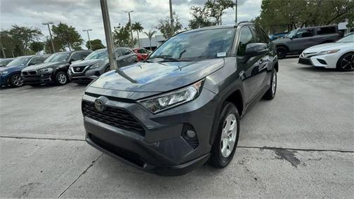 2021 Toyota RAV4 XLE