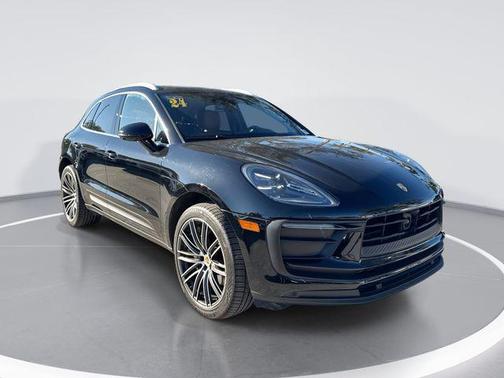 2024 Porsche Macan Base