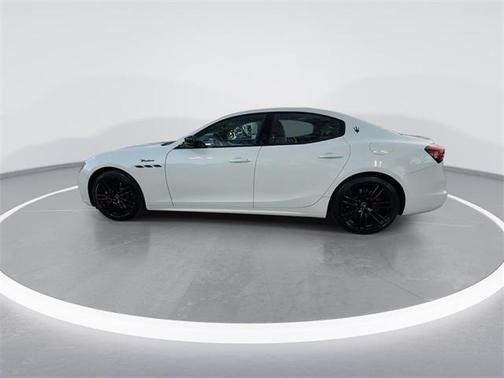 2022 Maserati Ghibli Modena