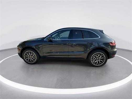 2018 Porsche Macan Base