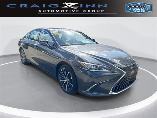 2025 Lexus ES 300h Base