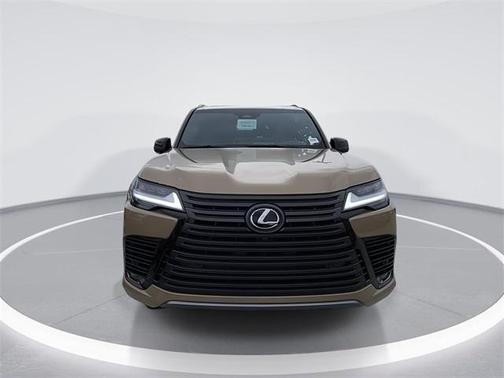 2025 Lexus LX 700h Overtrail